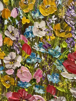 Detail of Flower Dew showing textured impasto oil painting by Nataliia Soloviova.