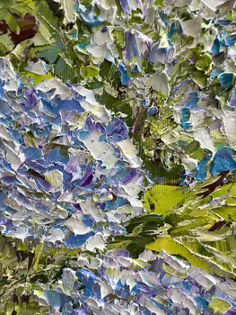 Detail of Hydrangea showing textured impasto oil painting by Nataliia Soloviova.
